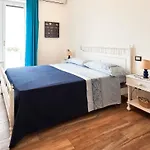 לינה וארוחת בוקר Casa Rossella